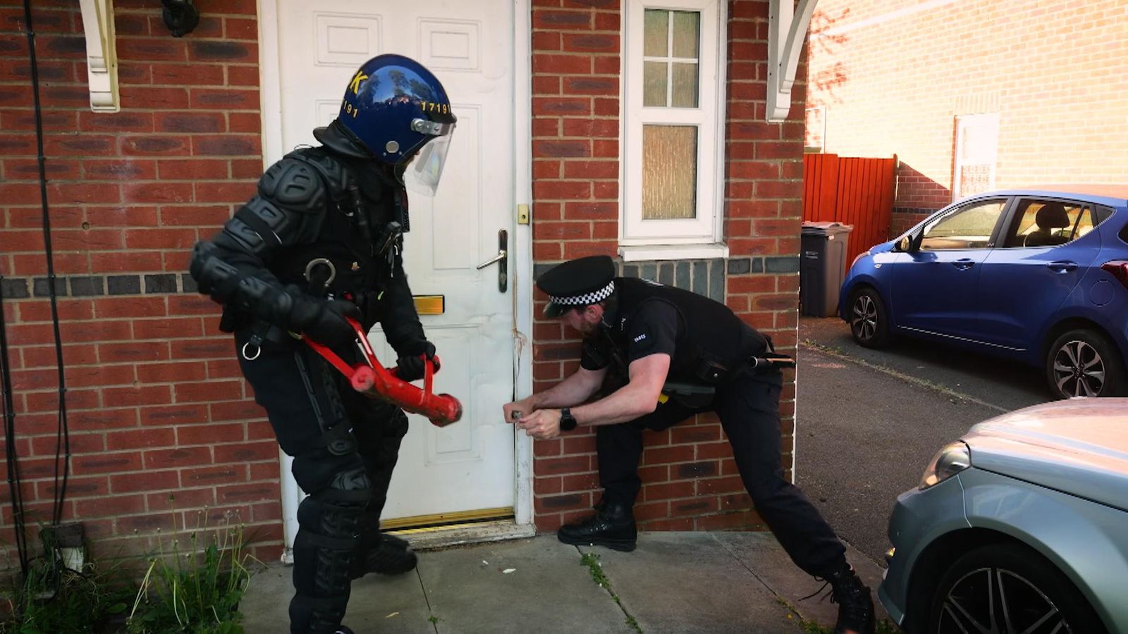 Innocent neighbours at risk as gangs use rented houses and flats for cannabis farms