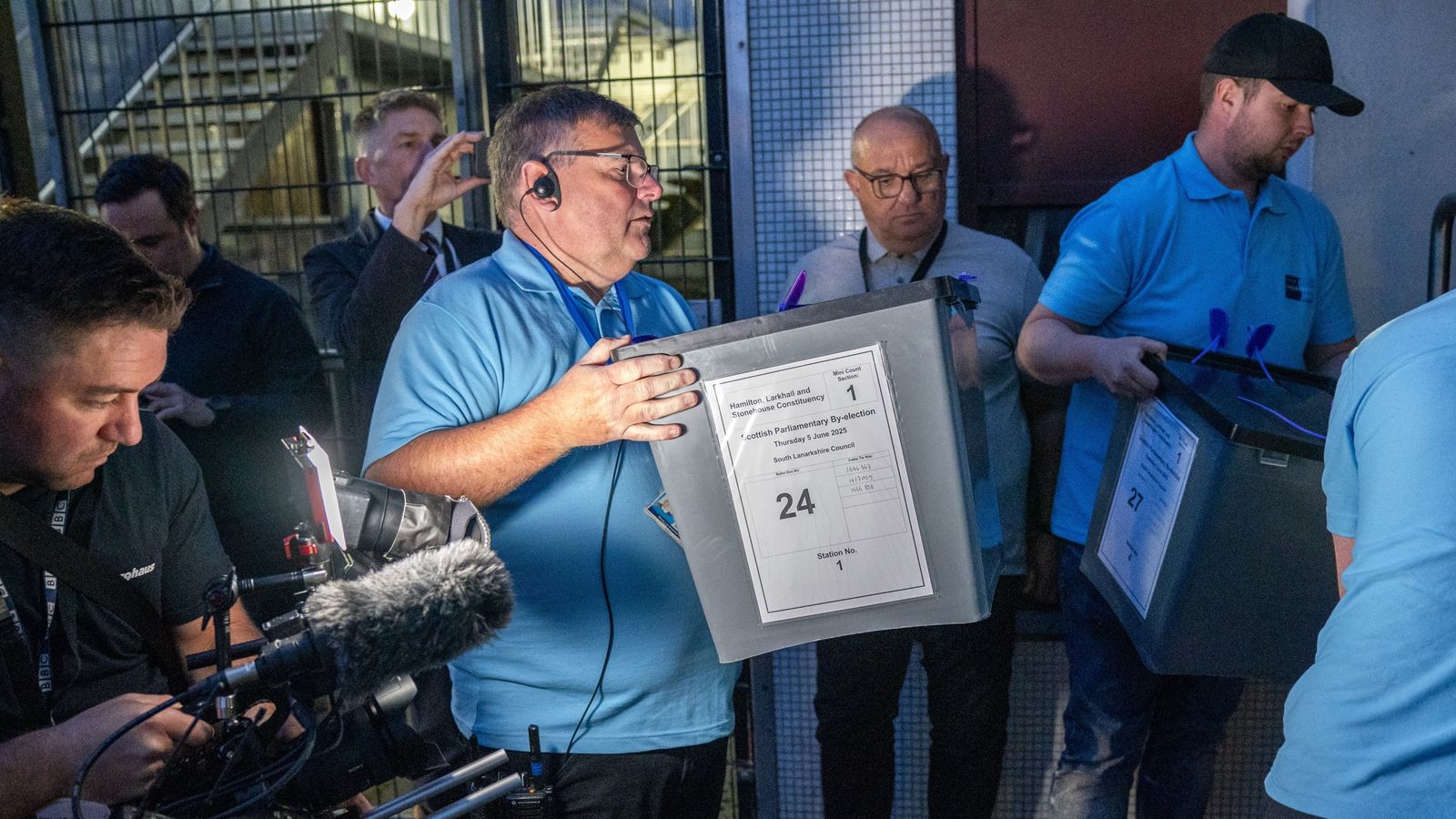 Hamilton, Larkhall and Stonehouse by-election: Polls close and count begins to replace late MSP