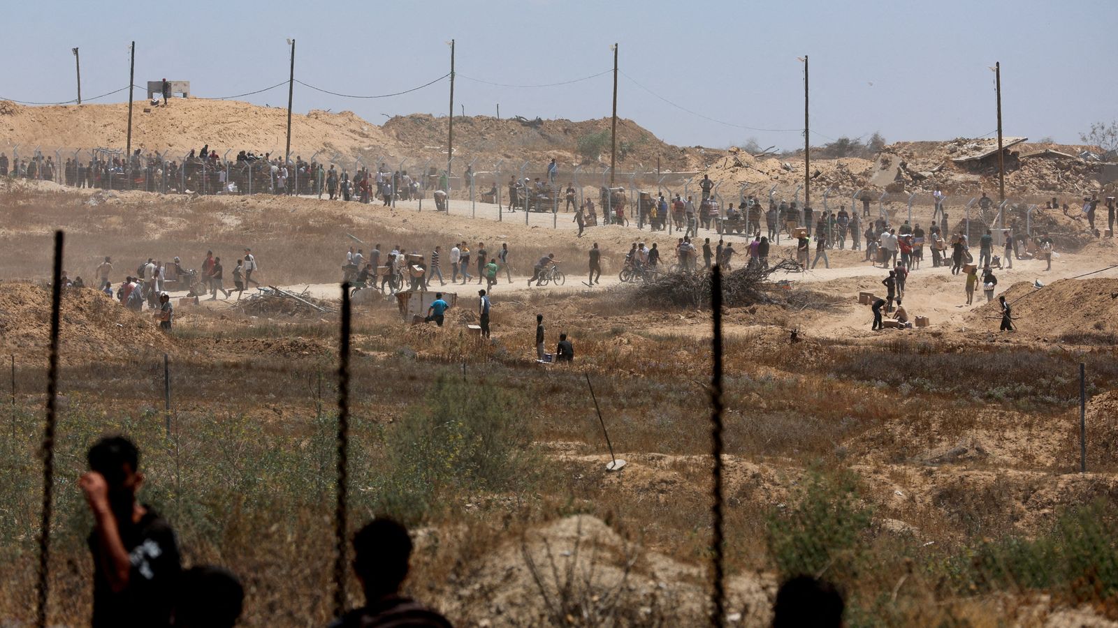 Palestinians killed by Israeli gunfire at US-backed aid site, officials say