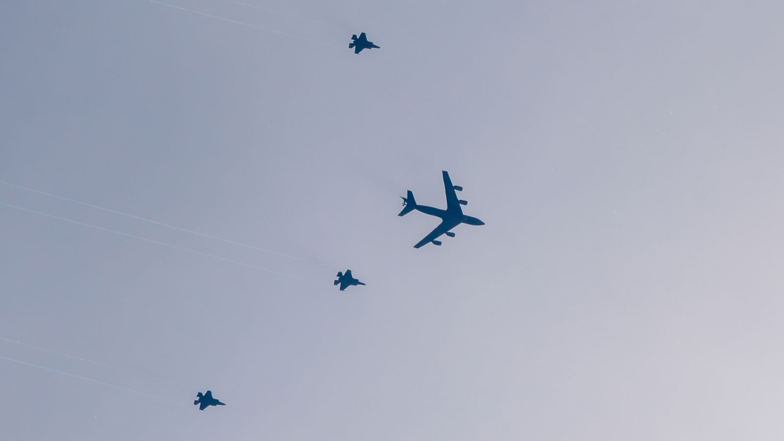 US warplanes transit through UK as Trump considers striking Iran US warplanes transit through UK as Trump considers striking Iran