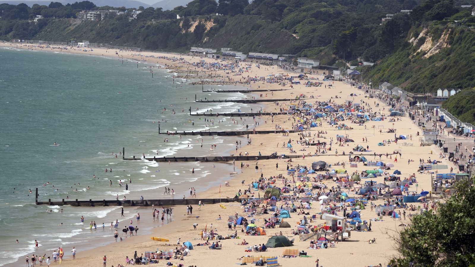UK 'to be hotter than Barbados' with temperatures set to hit a record-breaking 34C