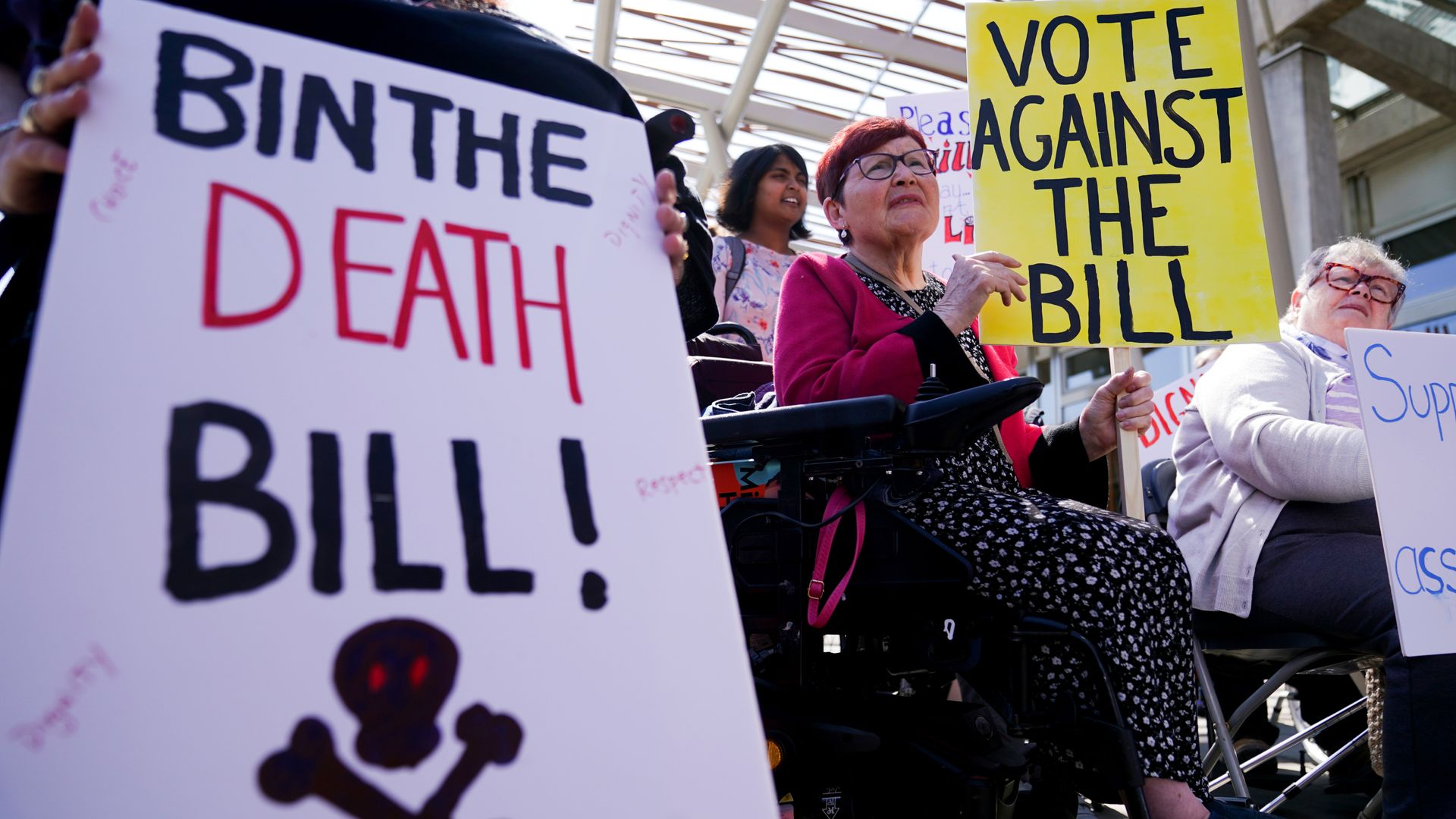 'It's simply not safe': A thousand doctors write to MPs urging them to vote against assisted dying bill