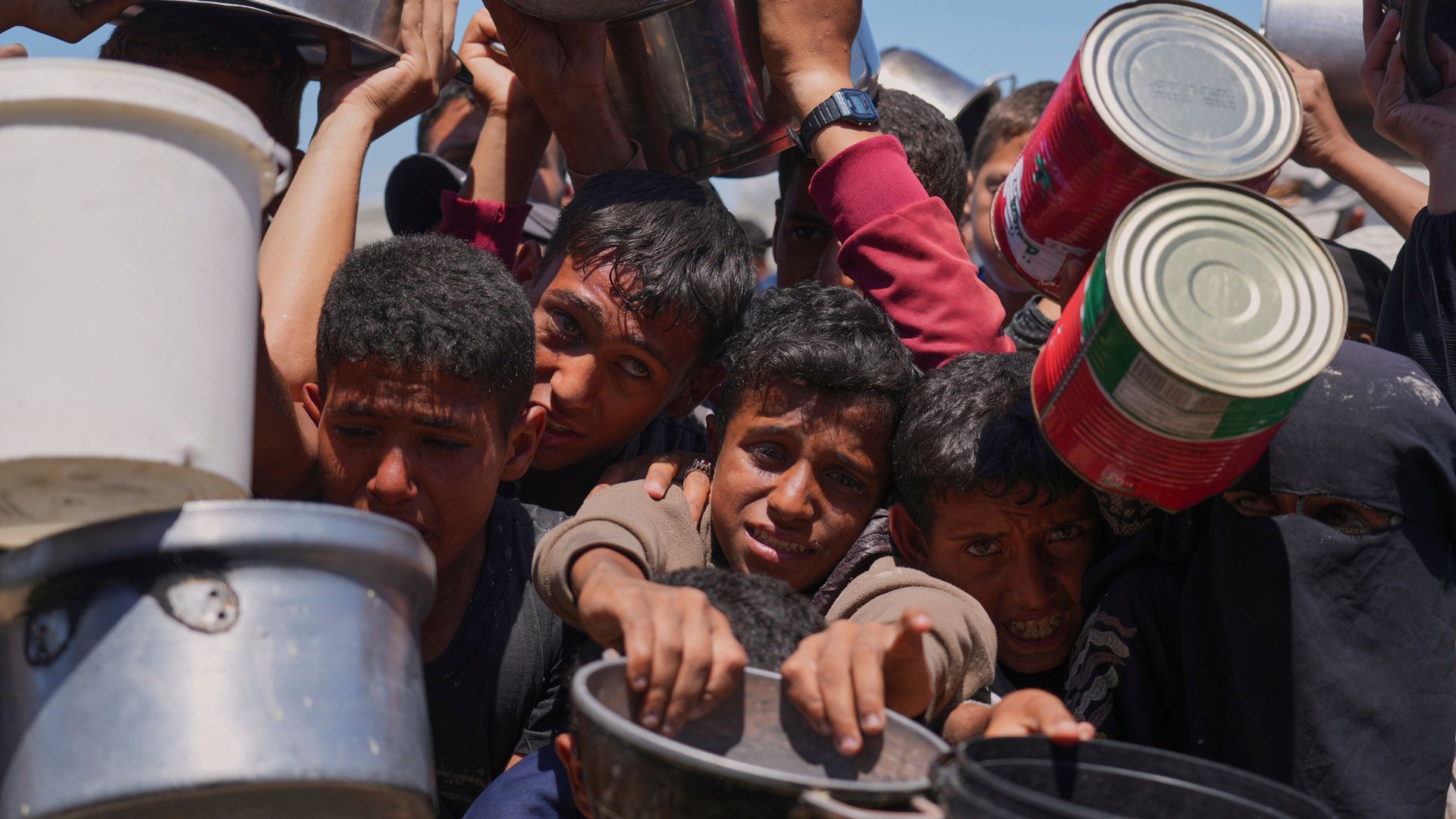 Hundreds of thousands in Gaza 'catastrophically food insecure'