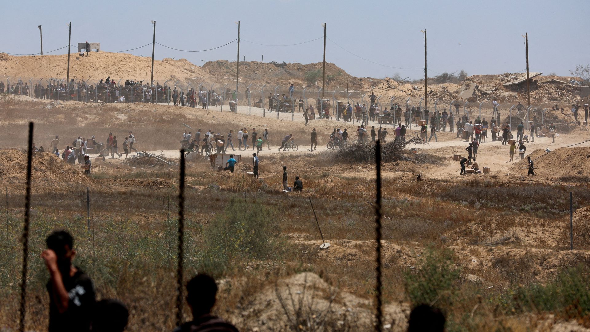 Palestinians killed by Israeli gunfire at US-backed aid site, officials say