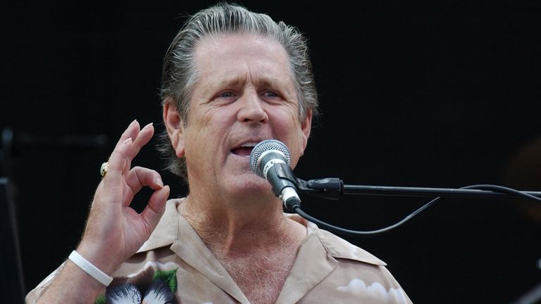 Brian Wilson performs on the Pyramid Stage. Glastonbury
Picture by: Yui Mok/PA Archive/PA Images
Date taken: 26-Jun-2005