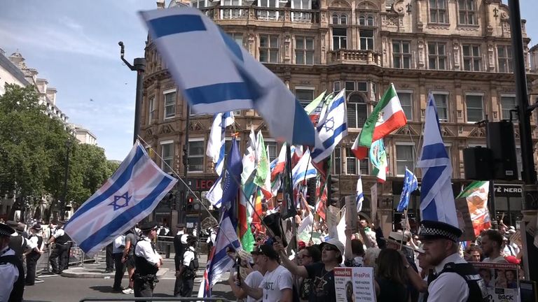 There was a pro-Israeli counter-protest