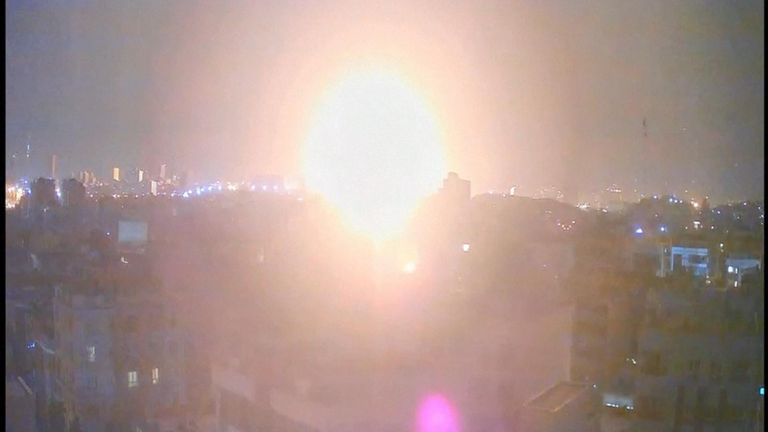 https://e3.365dm.com/25/06/768x432/skynews-iran-israel-explosion_6940732.jpg?20250613043025