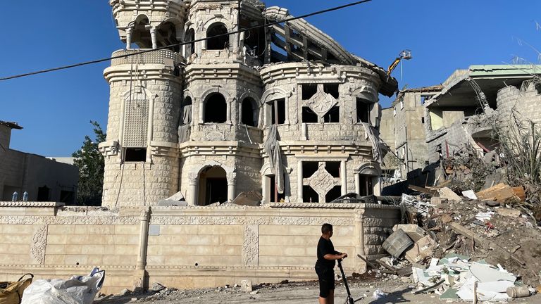 İsrail Tamra'da Al Khatib ailesi evi yok edildi