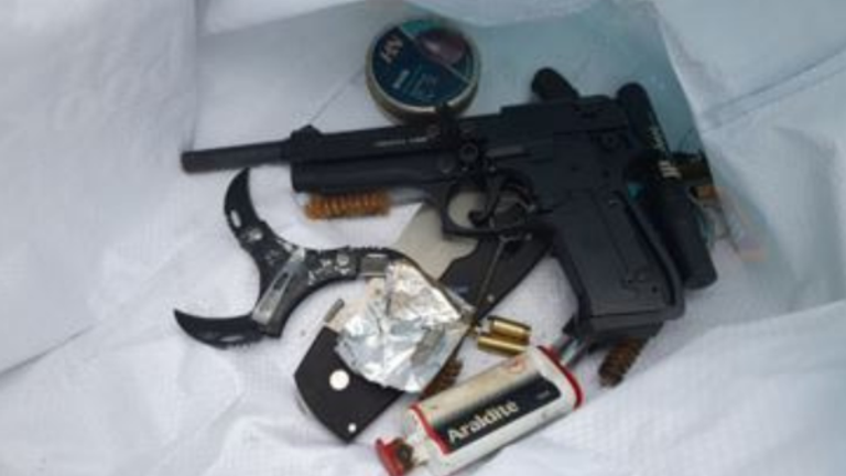 Ronald Knowles dropped a bag to his side containing an unconverted handgun, ammunition, and a throwing star, police say. Pic: Nottinghamshir