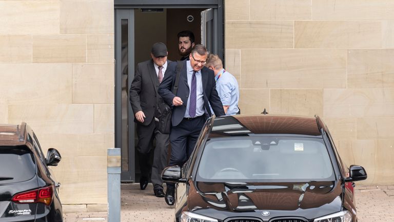 Robert Bush (po lewej) w Hull Magistrates 'Court. Zdjęcie: Pa