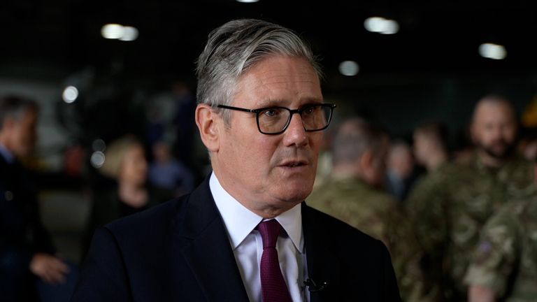 sir keri starmer payment   pool
