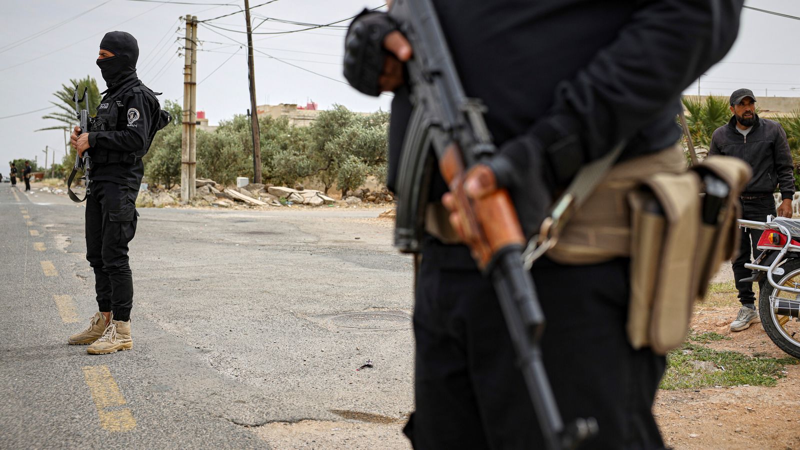 At least 30 dead, 100 injured, in clashes between armed groups in southern city of Sweida, say Syrian officials