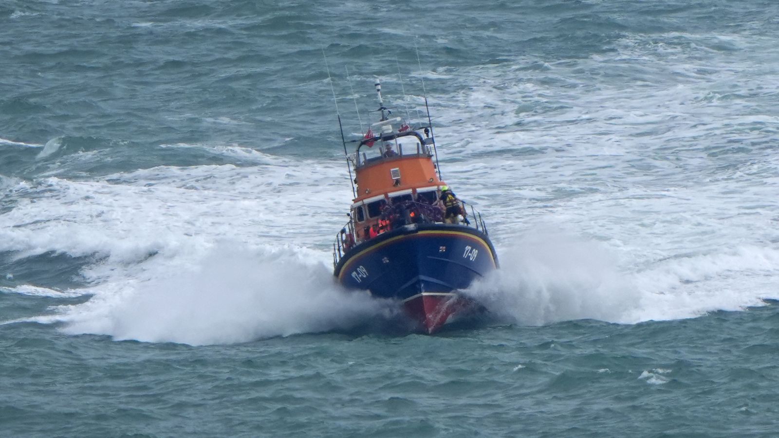 Man suffers cardiac arrest onboard boat trying to reach UK 