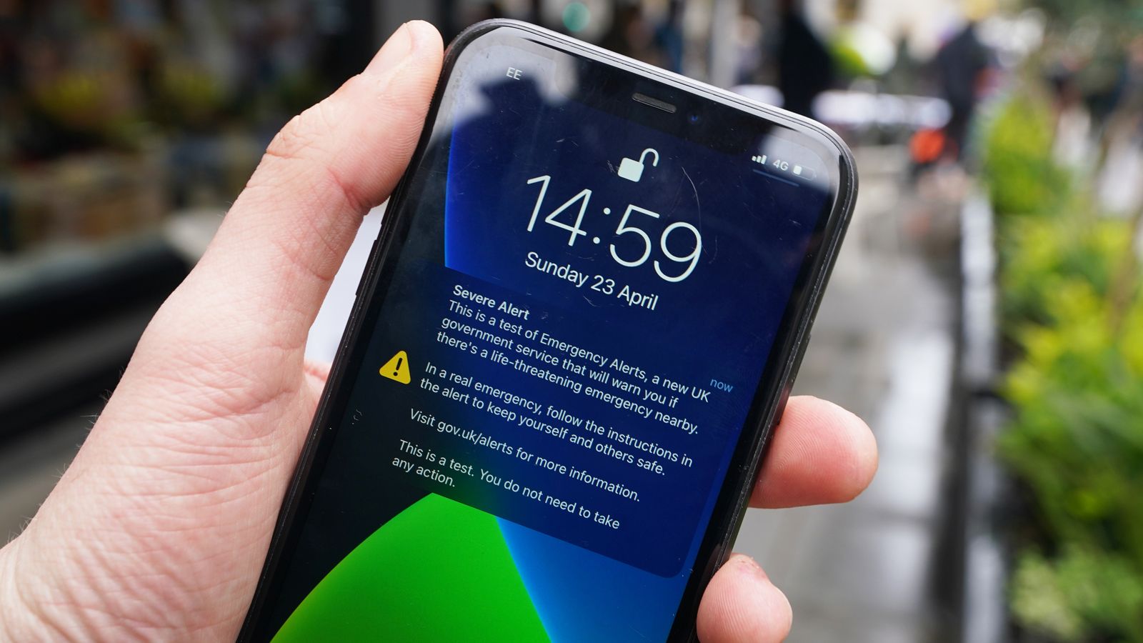 Every mobile phone to receive emergency alert: When it will happen - and what it will say