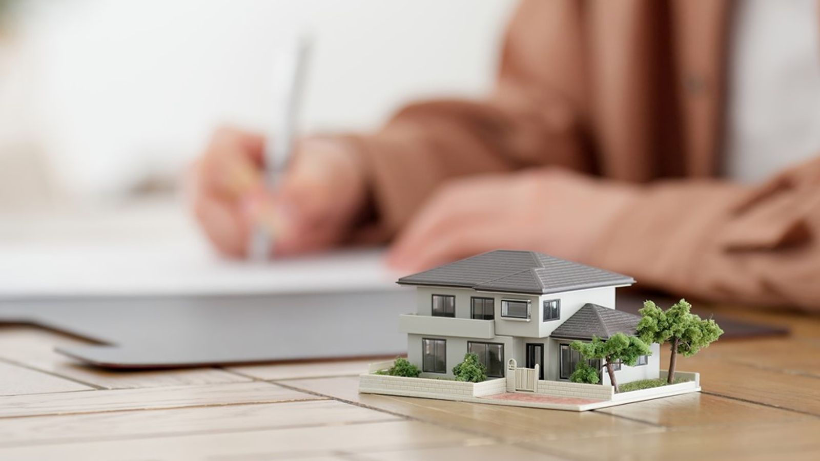 Меган Харвуд Байнес специалист по разходите за живот казва Здравей