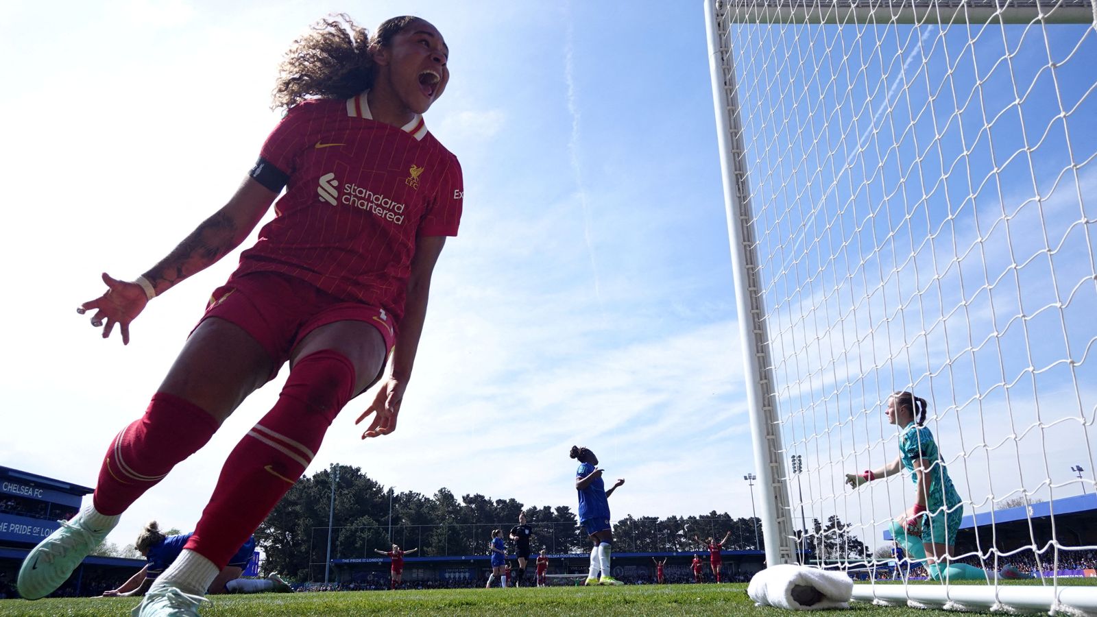 Striker Olivia Smith becomes first £1m female footballer as she moves from Liverpool to Arsenal