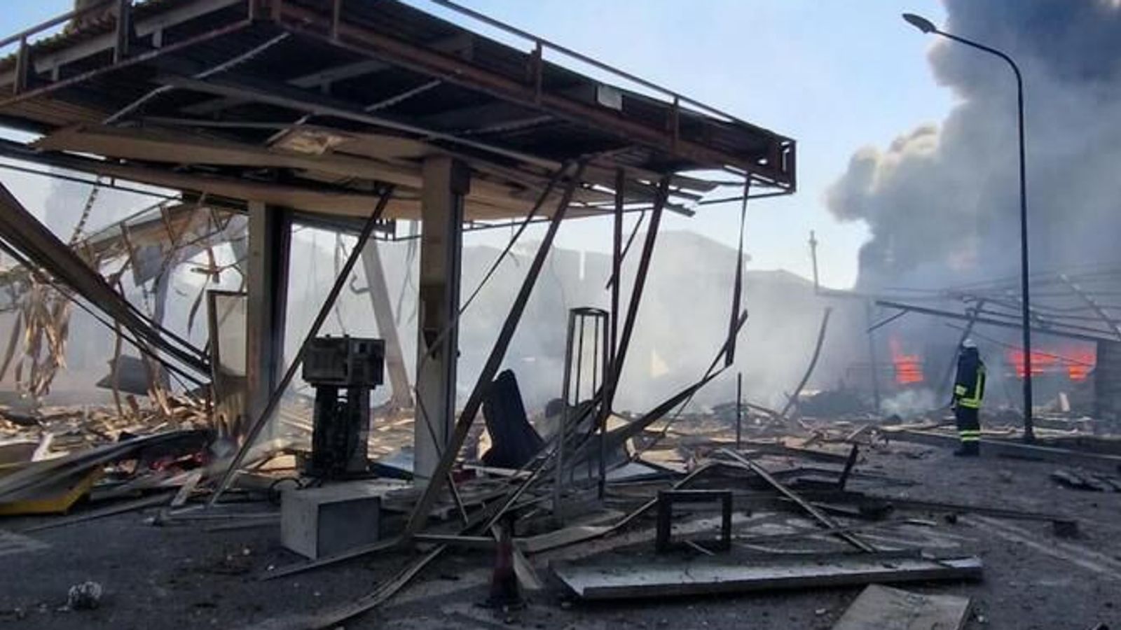 29 injured in Rome petrol station explosion and fire | World News | Sky ...