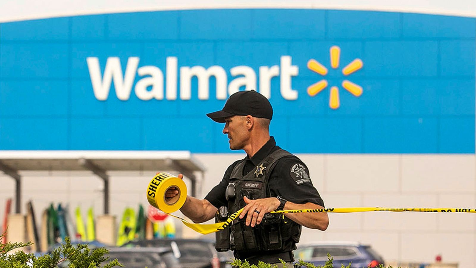 Michigan: 11 people stabbed in US supermarket - with six in critical condition