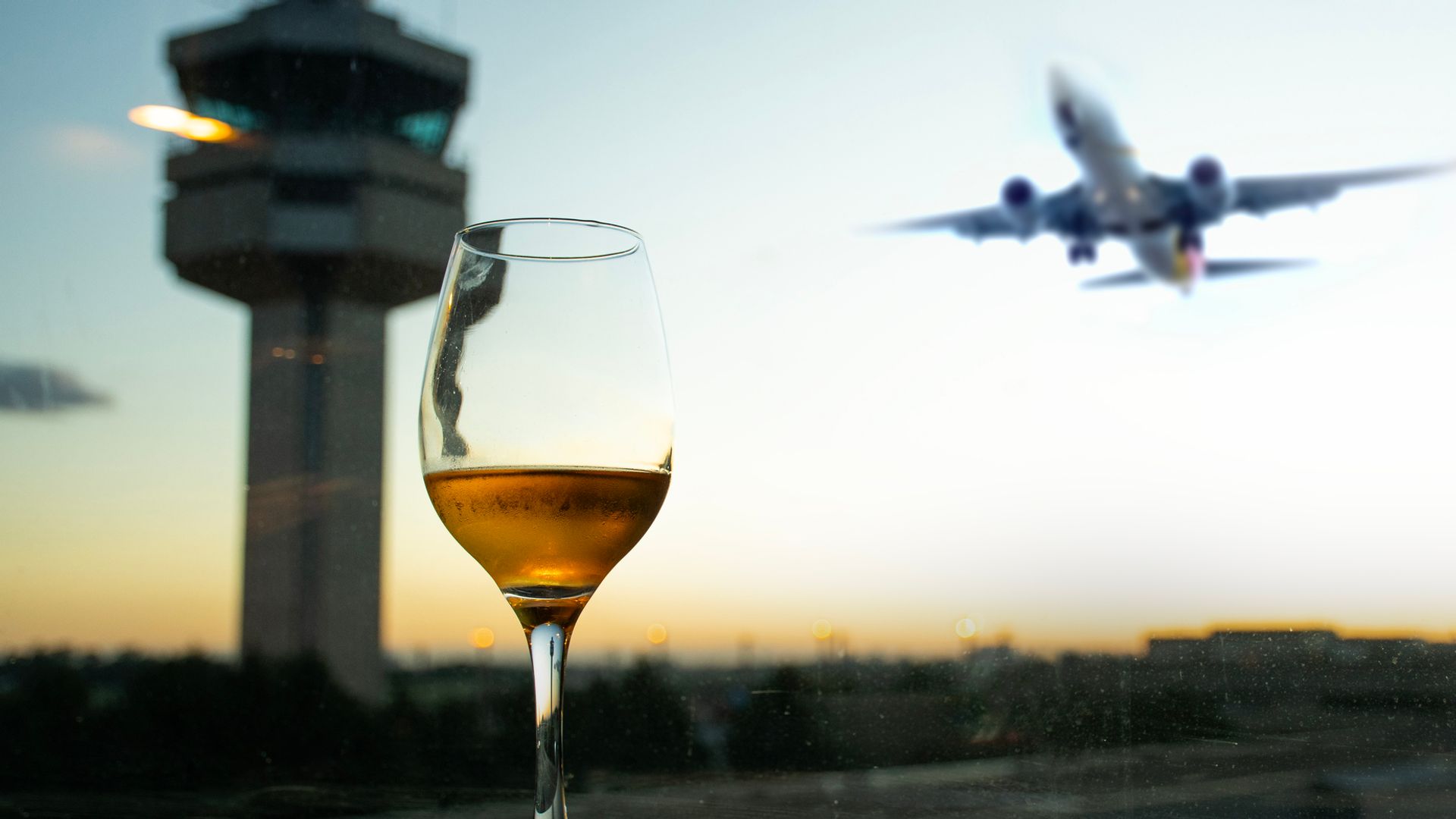Police announce plan to breathalyse passengers leaving airport