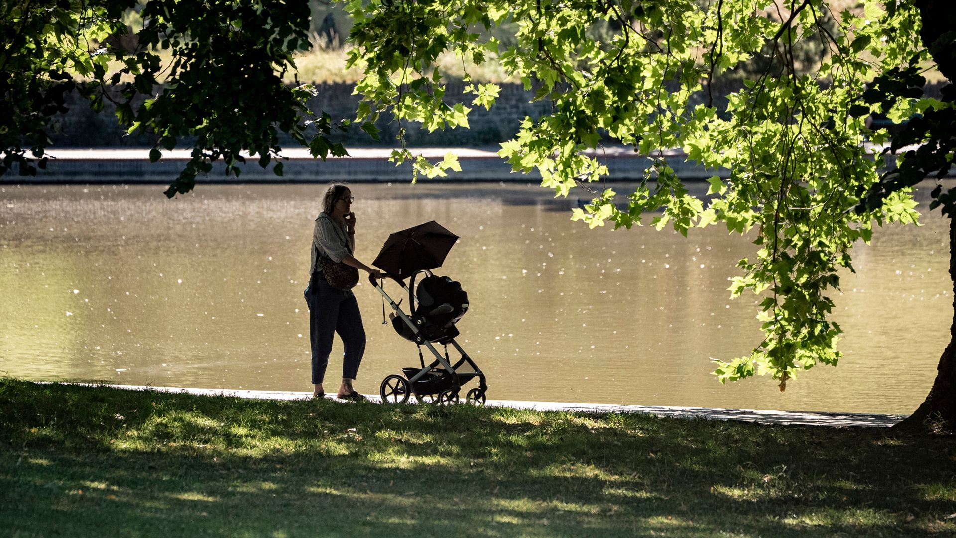 UK set to have new heatwave - with temperatures over 30C in some areas, Met Office says