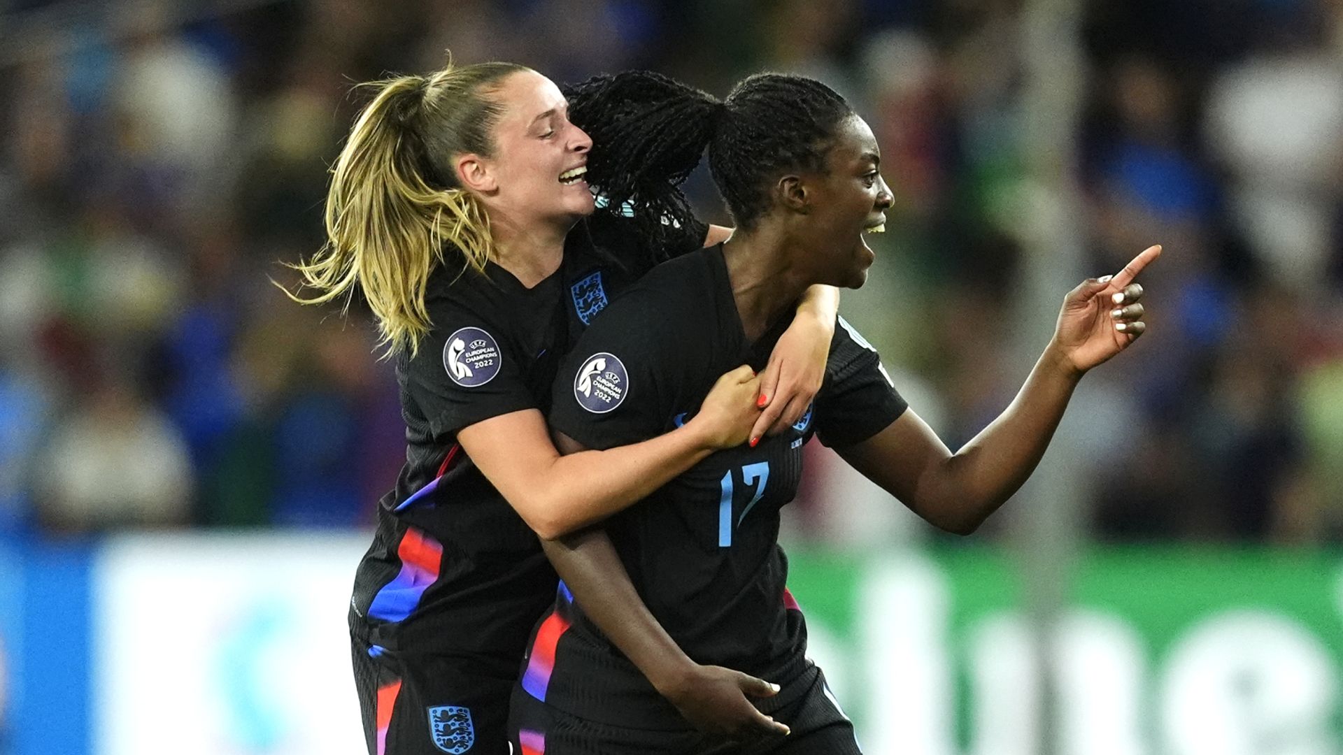 <a href='https://www.skysports.com/football/england-women-vs-italy-women/live/524056' target='_blank'>England into extra time against Italy after late equaliser | Women's Euros semi-final latest</a>