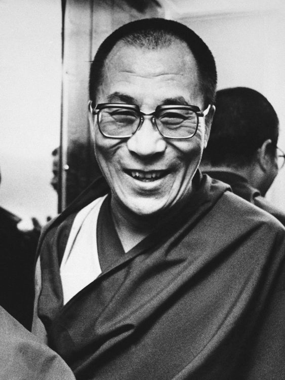 O Dalai Lama retratou após uma turnê mundial em 1980. FILE PIC: AP
