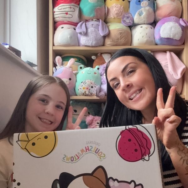 Ashleigh Greenwood and her daughter Ava. Pic: @avathesquish8