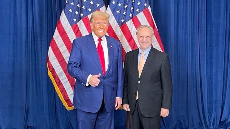 Donald Trump ile Bishara Bahbah. Pic: Bishara Bahbah