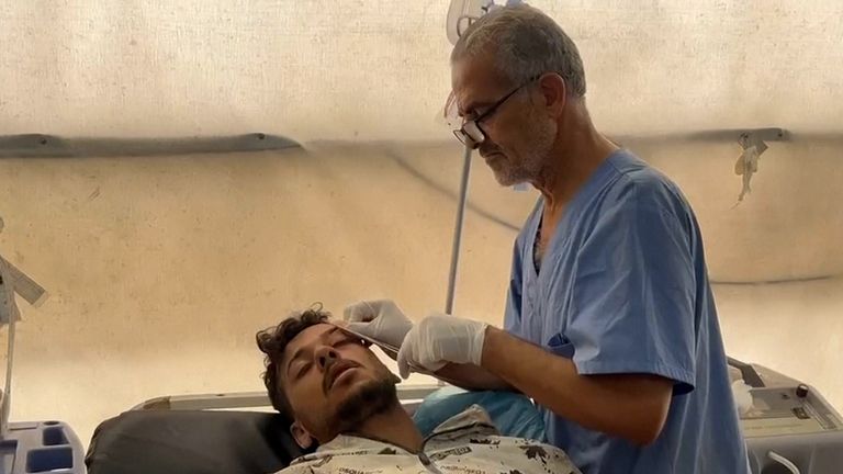 Field hospital in Gaza City receives injured people from Beit Lahiya
