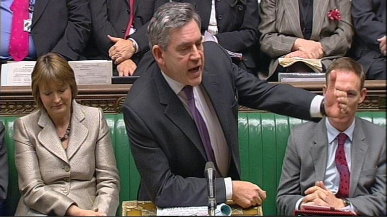 Il primo ministro Gordon Brown durante le domande del primo ministro alla Camera dei Comuni, Londra.