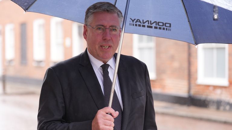 Sir Graham Brady uczestniczy w pogrzebie lorda Normana Tebbita w katedrze św. Edmundsbury w Bury St Edmunds. Były minister zmarł.