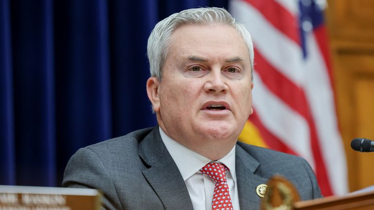 House Gözetim Komitesi Başkanı James Comer (R-KY), HO'nun bir parçası olarak bir Meclis gözetim ve hesap verebilirlik komitesi duruşması sırasında konuşuyor