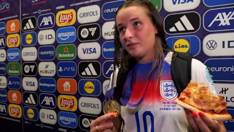 Rob Harris interviews the Lionesses after they won the Women’s Euro 2025.

