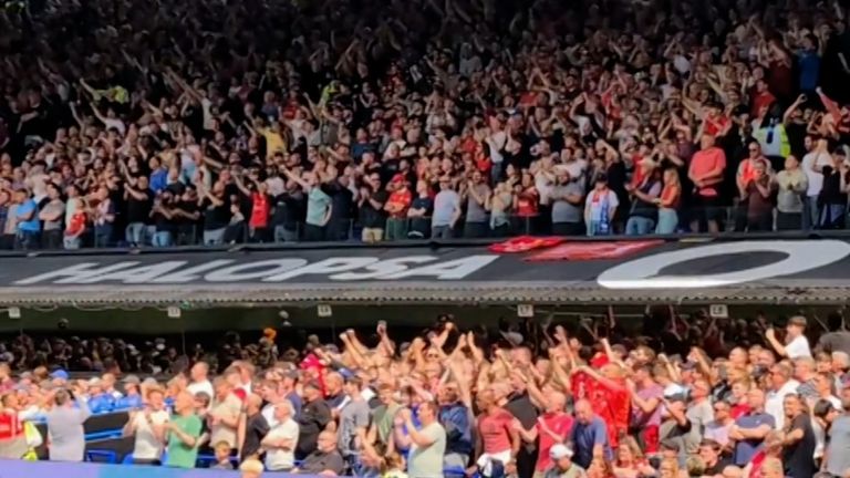 Chant for Diogo Jota by Liverpool fans