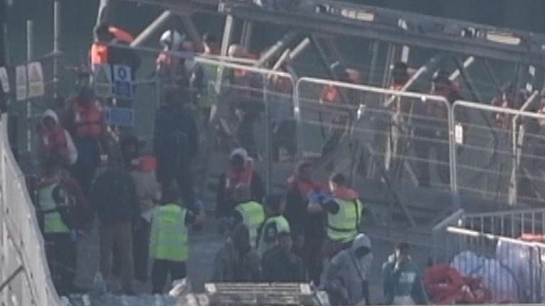 I migranti arrivano a Dover