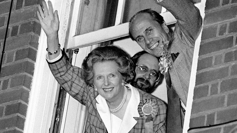 Thatcher and Tebbit waving from CCHQ after winning the 1987 election