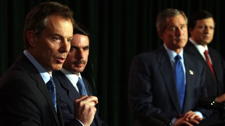 (from L-R) Tony Blair, Spanish Prime Minister Jose Maria Aznar, George Bush and Portuguese Prime Minister Manuel Durao Barroso - 16/03/03