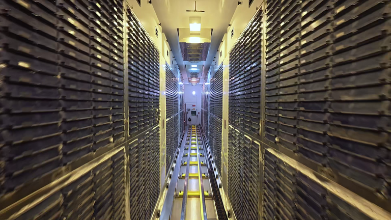 Banken met monsters opgeslagen in het UK Biobank-project