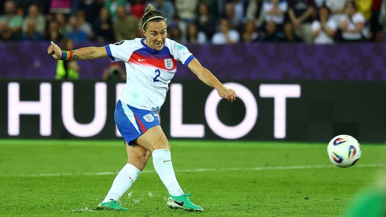Soccer Football - UEFA Women's Euro 2025 - Quarter Final - Sweden v England - Stadion Letzigrund, Zurich, Switzerland - July 17, 2025 Englan