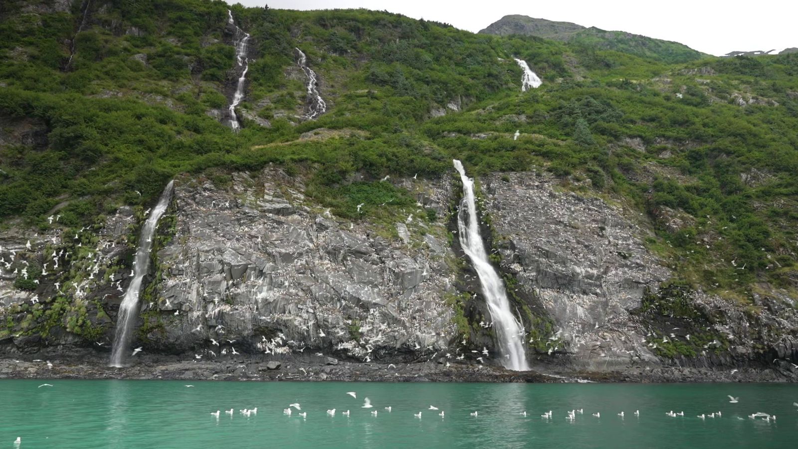 Alaska's quiet is pierced with a cacophony of questions over Trump-Putin summit