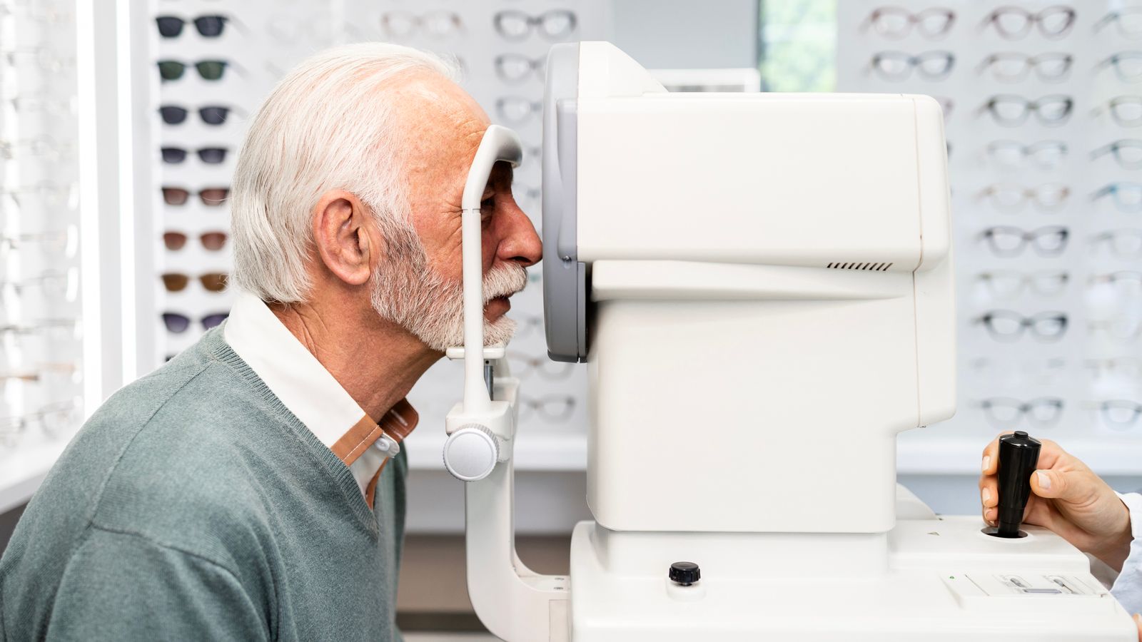 Over 70s face driving ban if they fail new compulsory eye tests