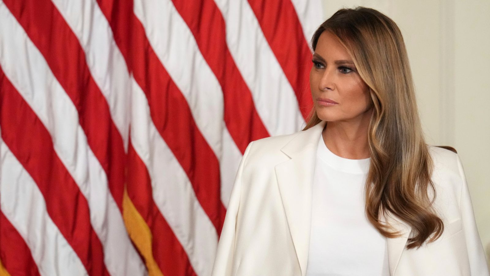 Melania Trump threatens to sue Hunter Biden for bn over Epstein comments