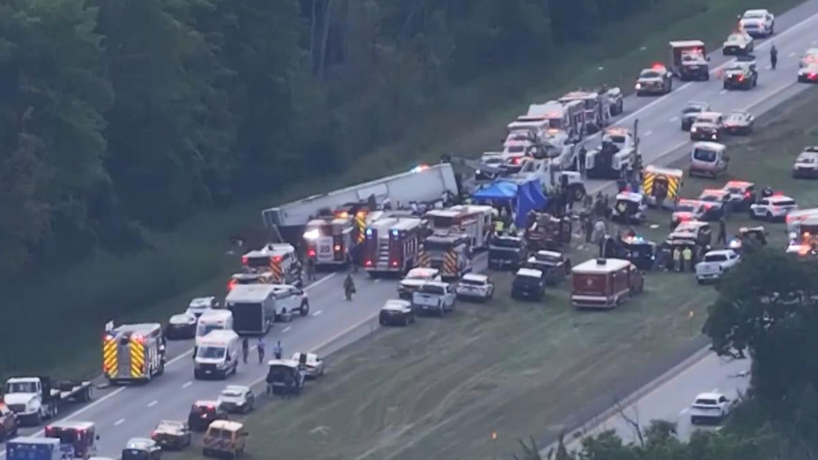 Names released of five killed in Niagara Falls tour bus crash