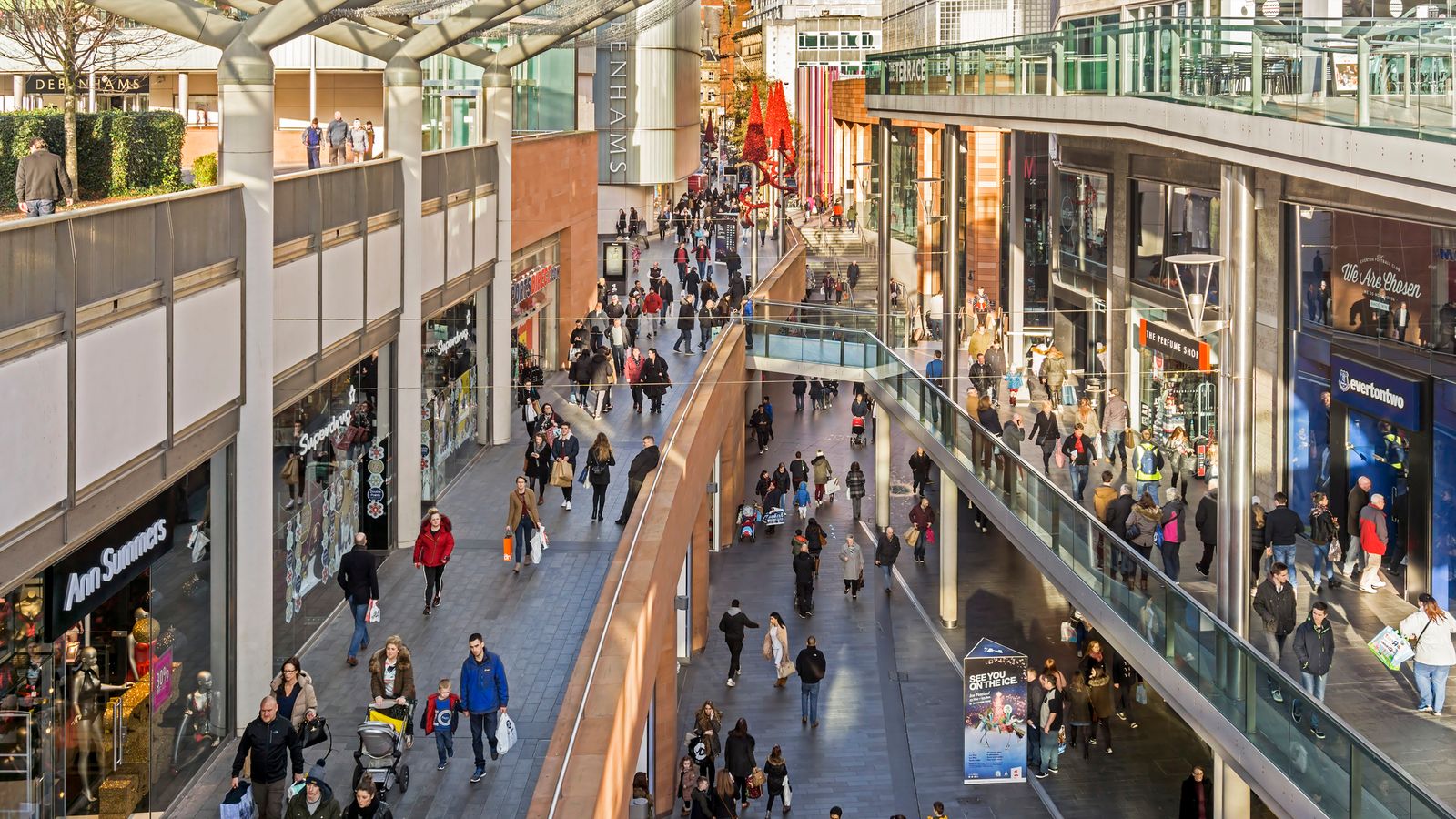 Consumer confidence at highest point this year - for one reason