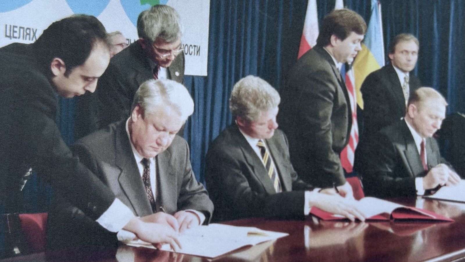 Ukrainian diplomat involved in 90s nuclear deal with Russia warns Trump about 'very big mistake' with Putin