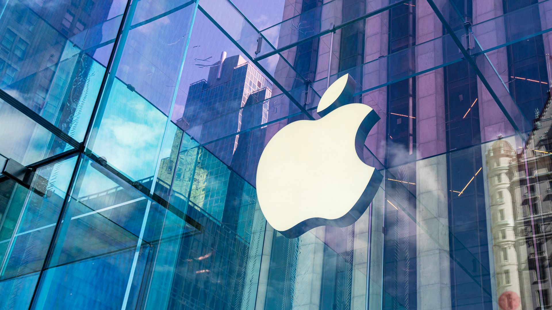 UK drops Apple encryption demands, says US spy chief