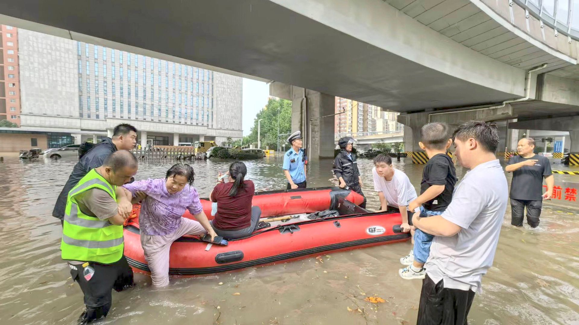 China orders 'all-out' rescue operation as 10 killed and dozens missing after floods