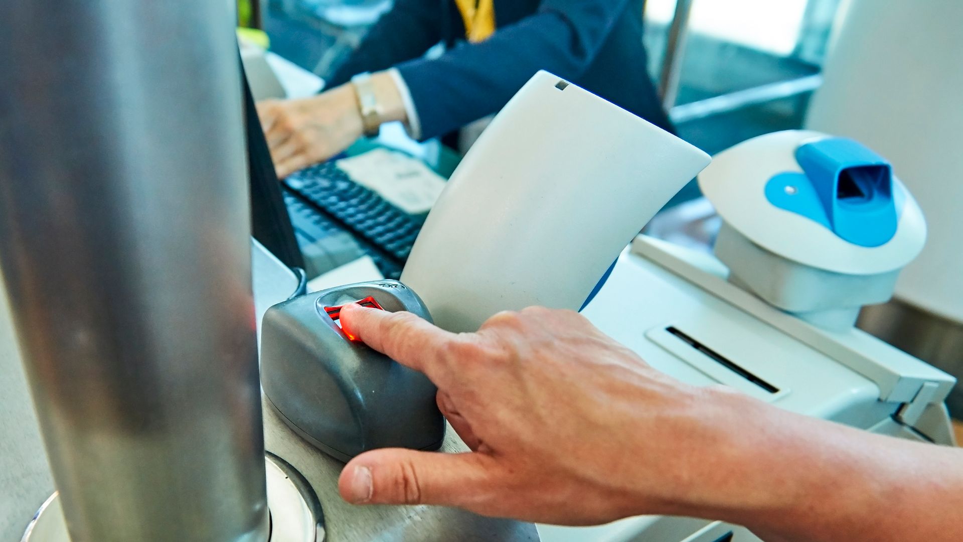 Half-term plans? Here's what EU's new entry-exit system means for British travellers