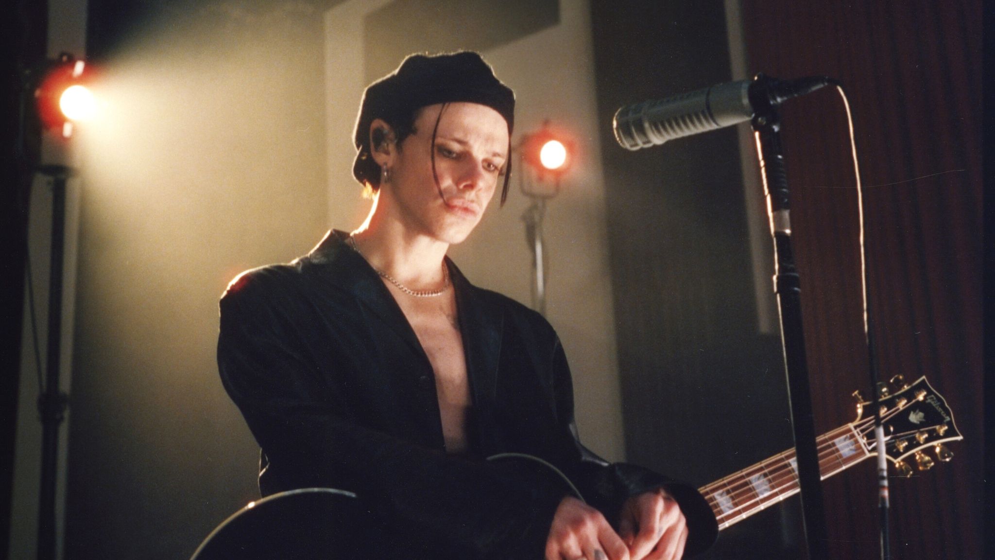 No Longer Hiding Yungblud Bares His Heart In Are You Ready Boy And