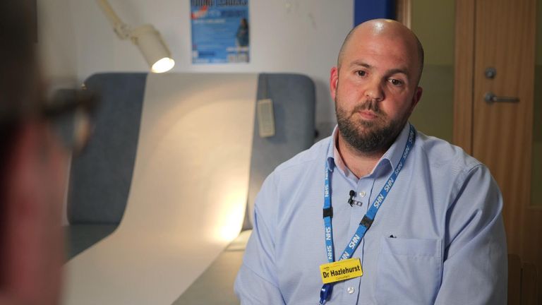 Dott. Jonathan Hazlehurst, specialista dell'obesità presso gli ospedali universitari di Birmingham